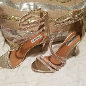 Steve Madden heels. Wore 10 minutes. Lol